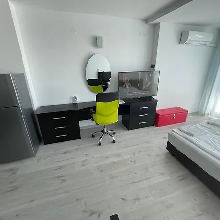 Apartment Day Dream *
